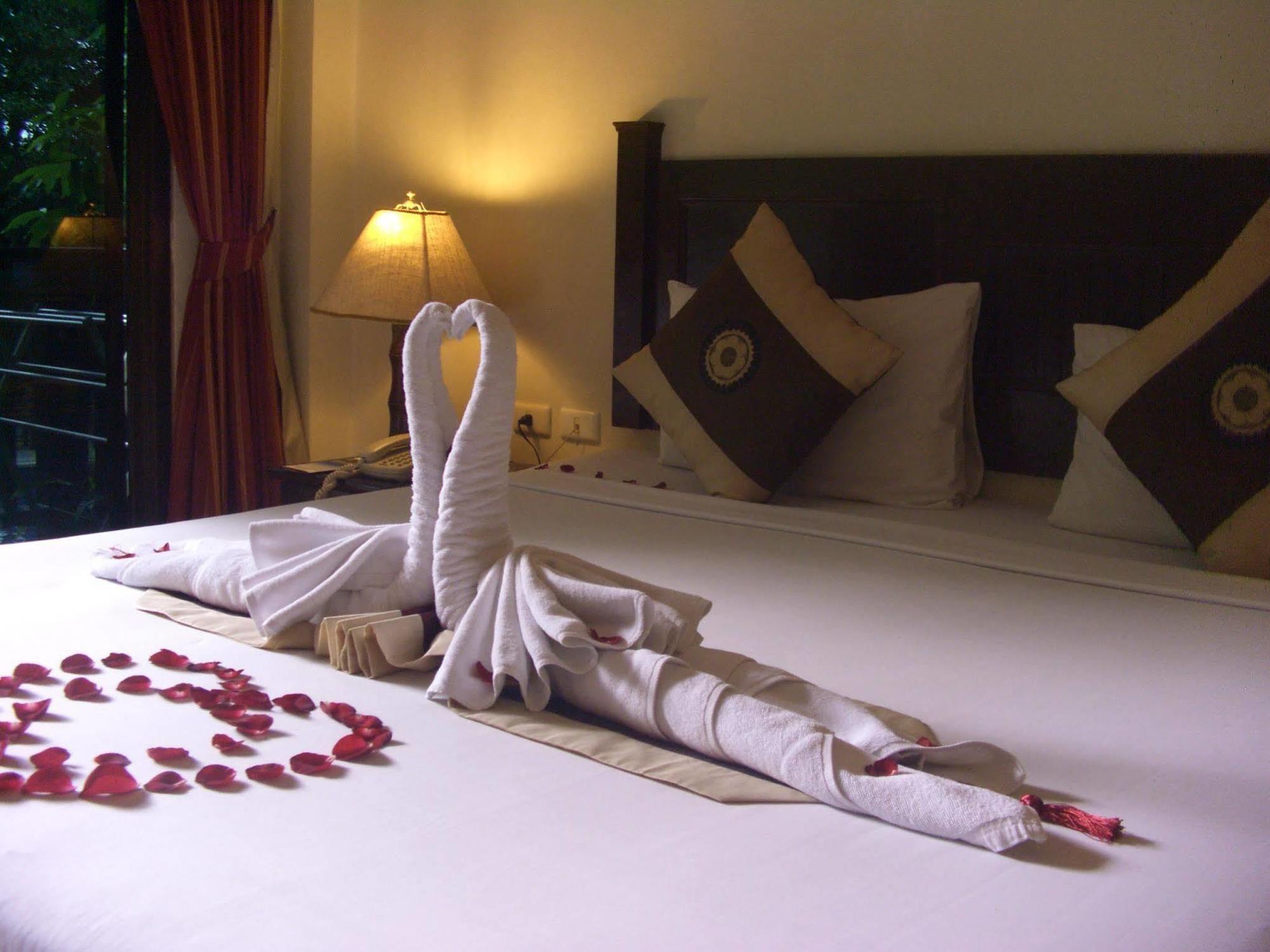 The Hill Resort Patong Екстер'єр фото