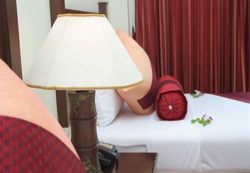 The Hill Resort Patong Екстер'єр фото